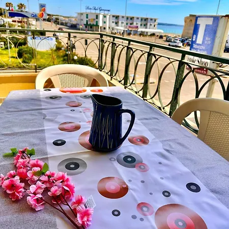 Exclusive Sea View Apartment *